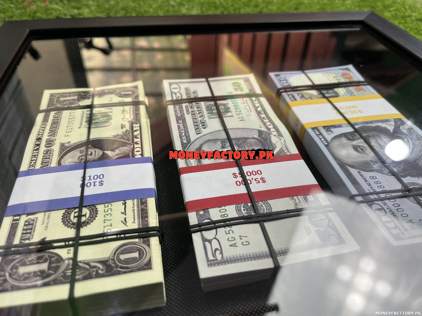 Dollar Currency Frame