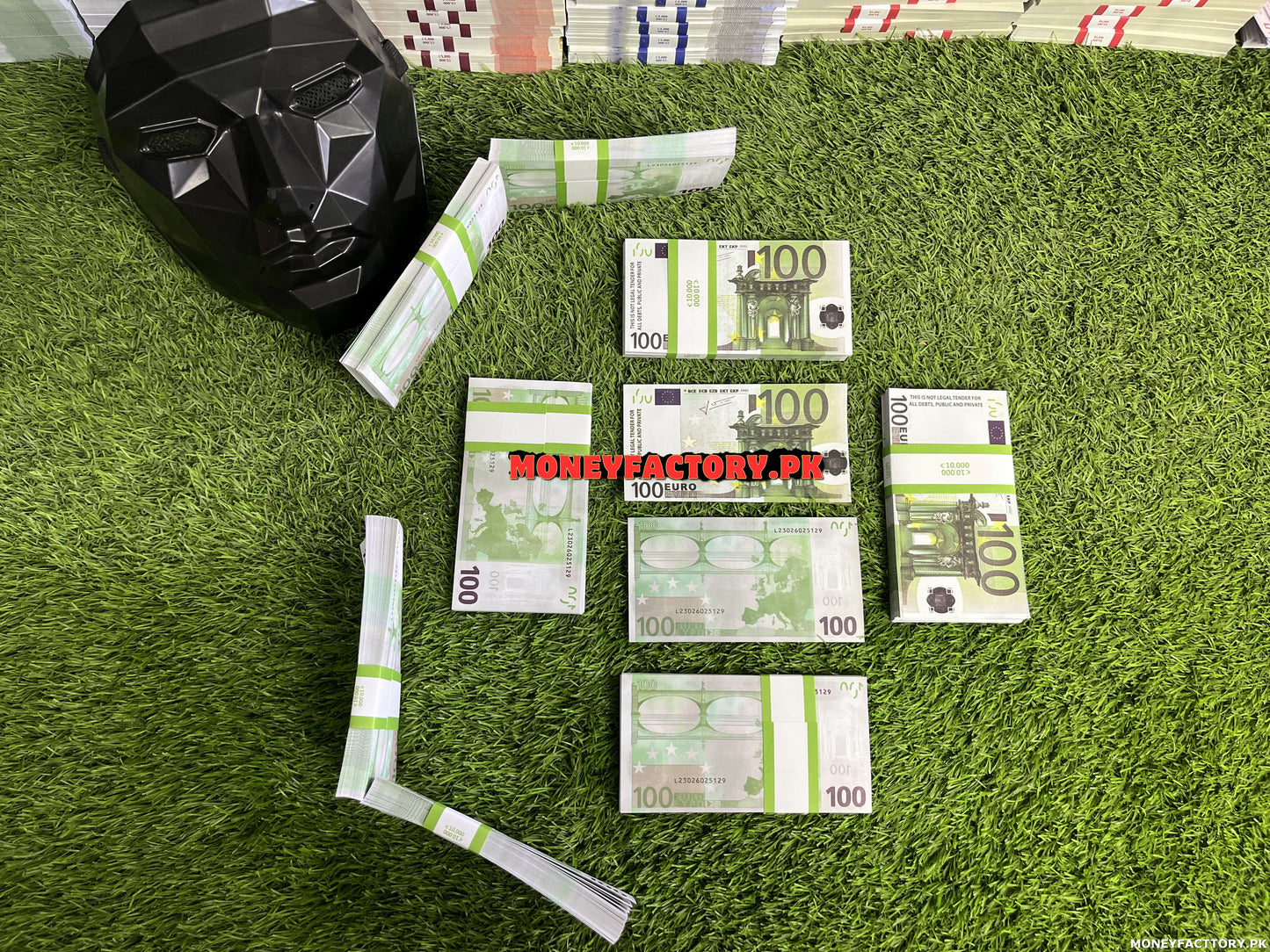 100 Euros Stack