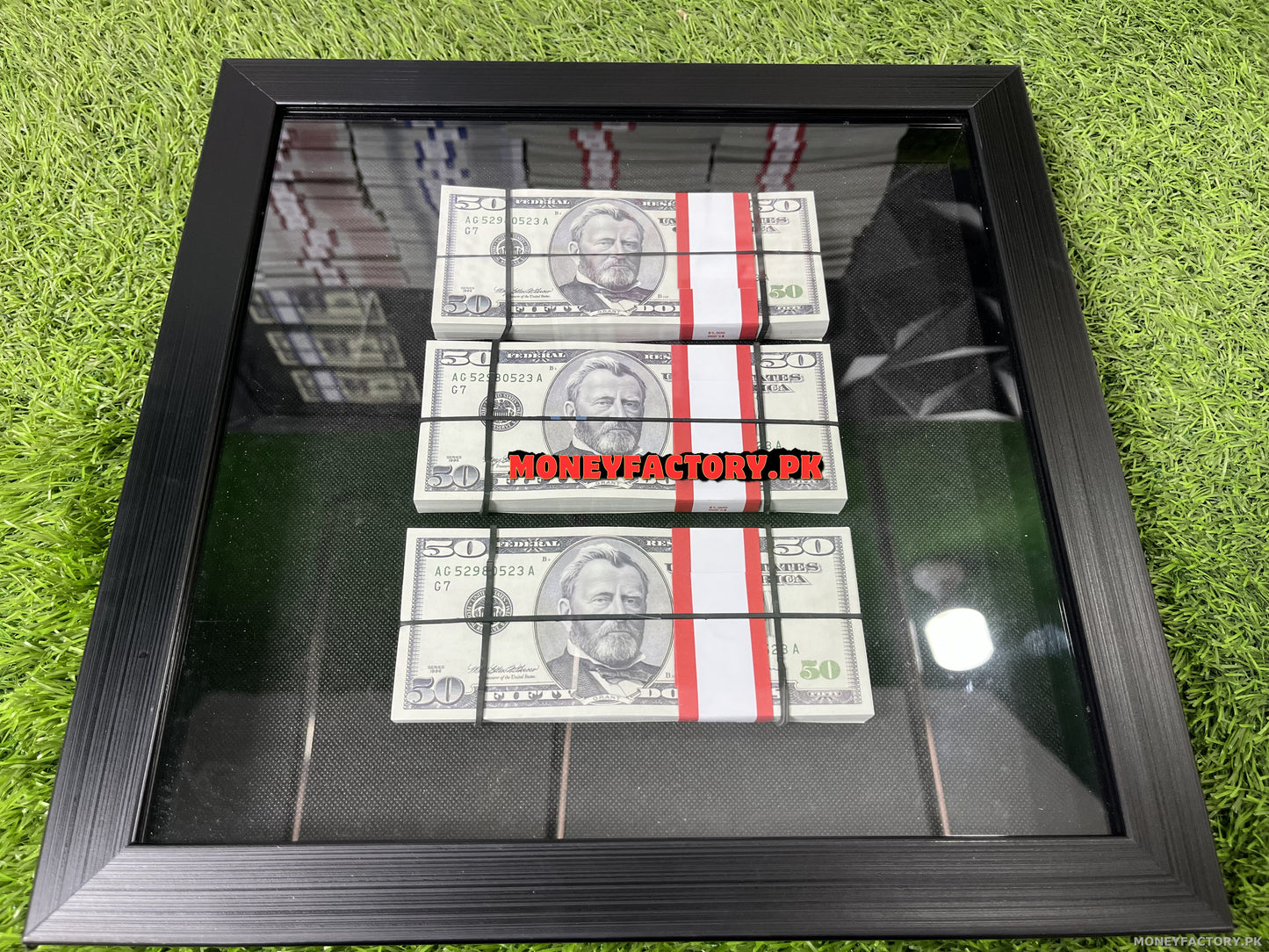 3 Stacks 50 Dollar Frame