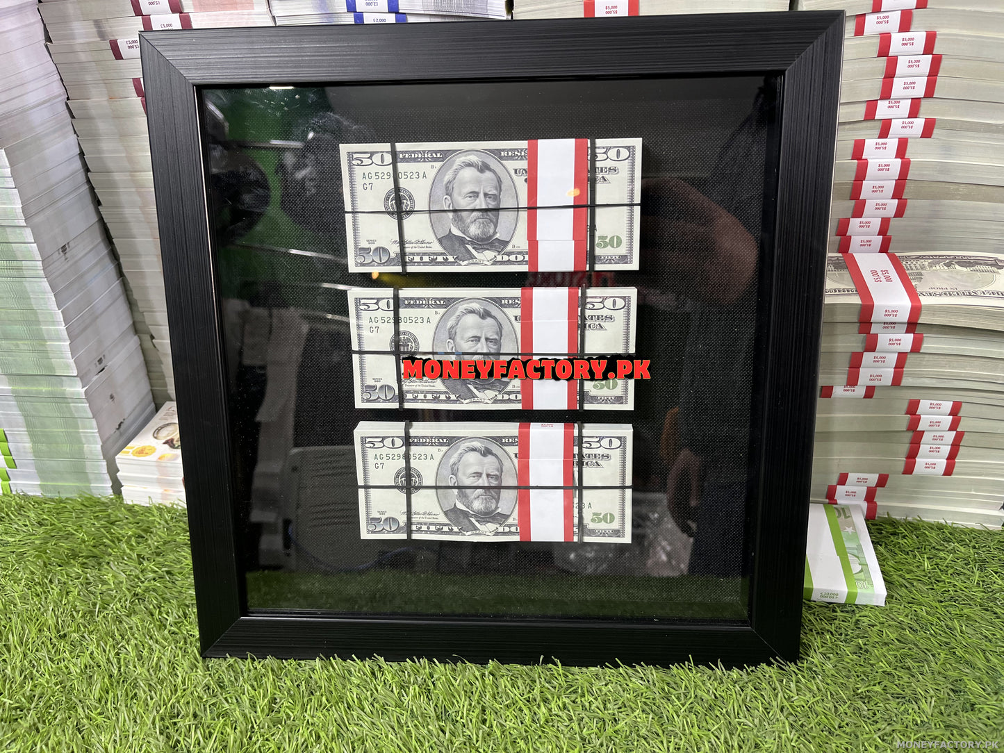 3 Stacks 50 Dollar Frame