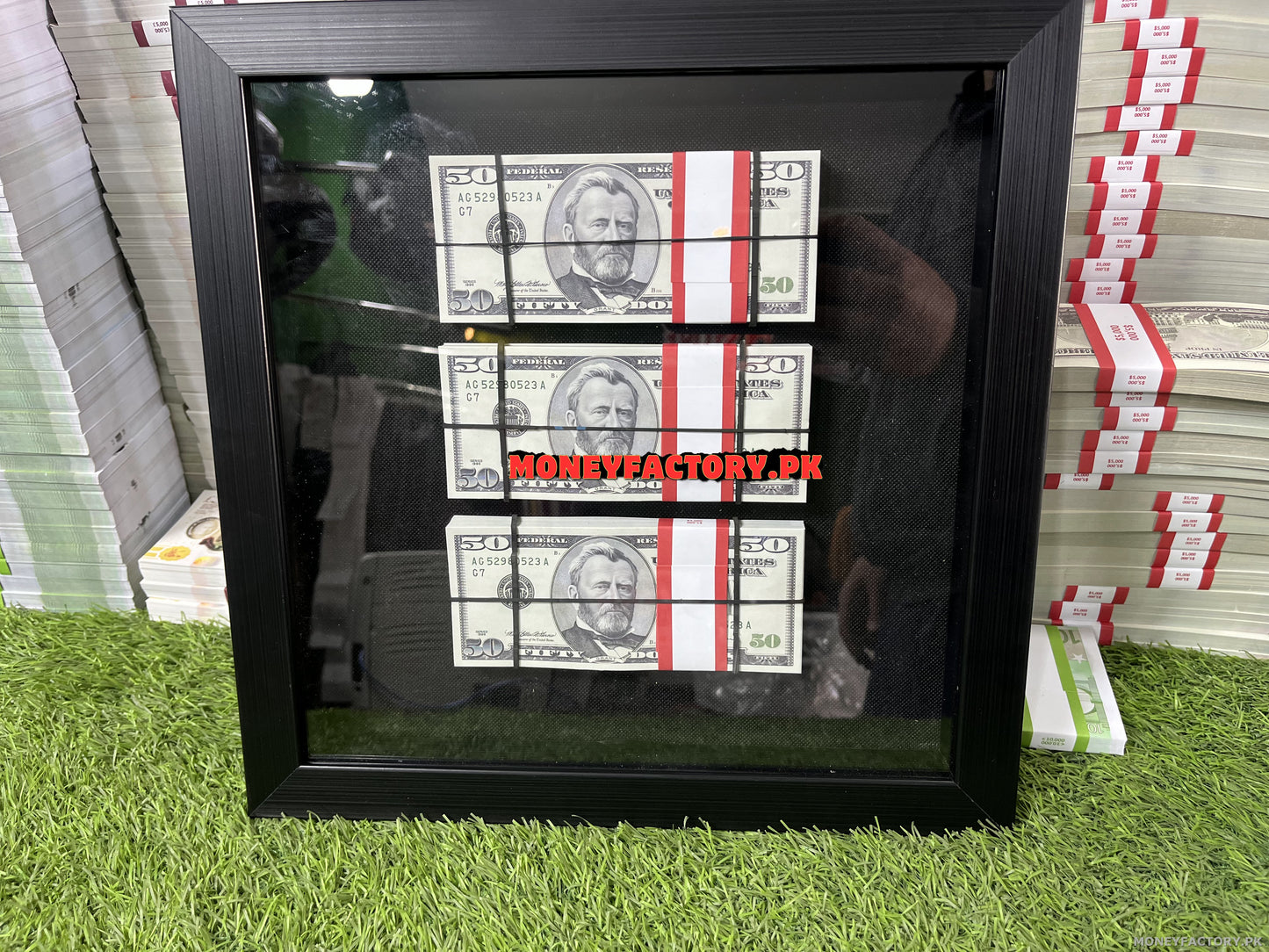 3 Stacks 50 Dollar Frame