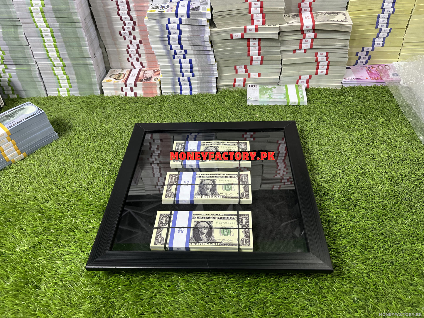 3 Stacks 1 Dollar Frame