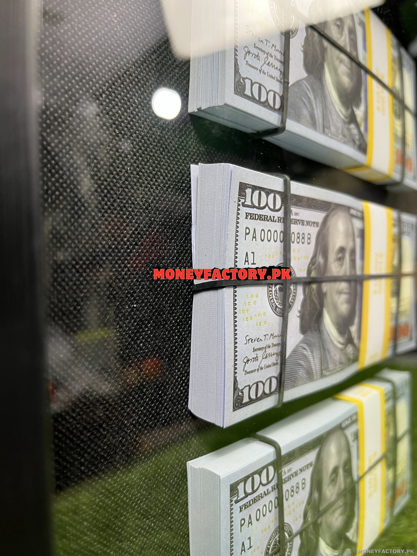 3 Stacks 100 Dollar Frame