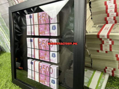 3 Stacks 500 Euros Frame
