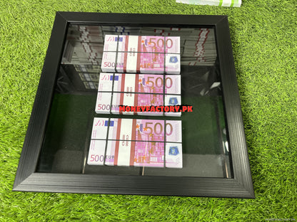 3 Stacks 500 Euros Frame