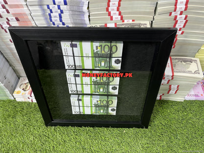 3 Stacks 100 Euros Frame